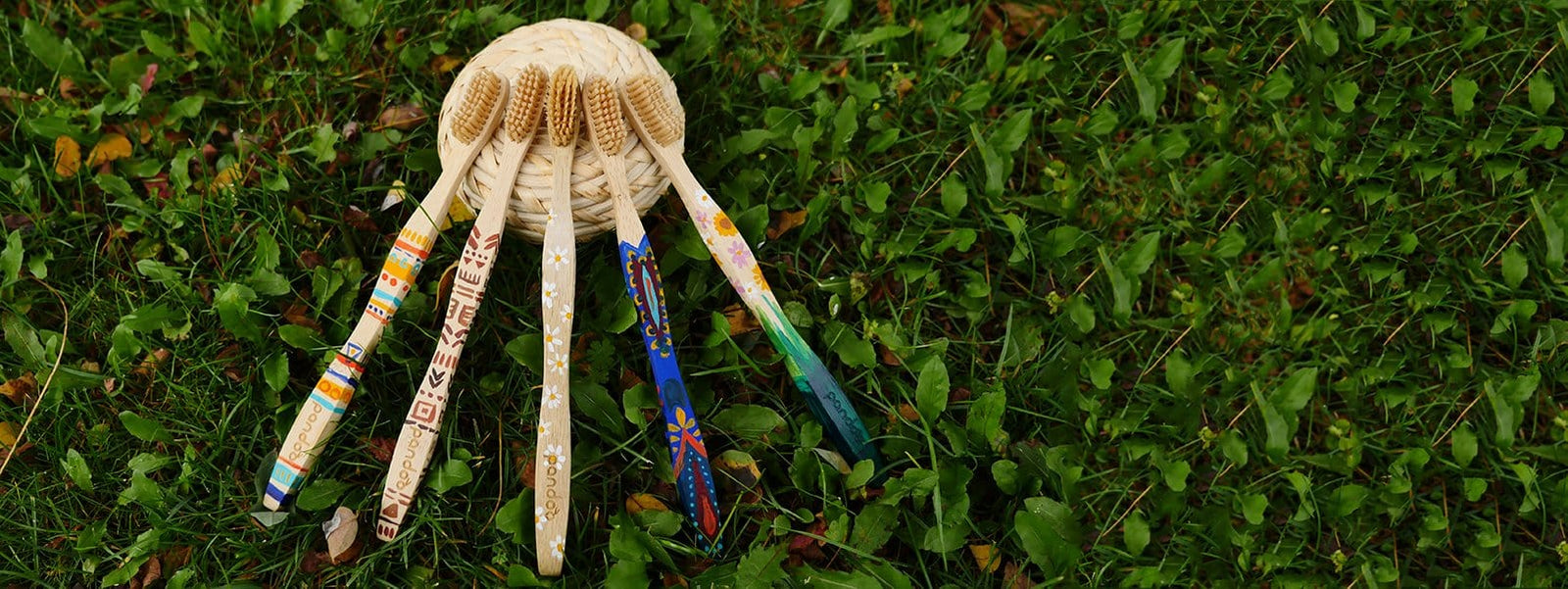 DIY Bemalte Bambus Zahnbürsten